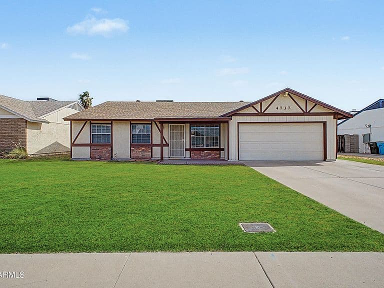 4737 W VILLA THERESA Drive photo 1