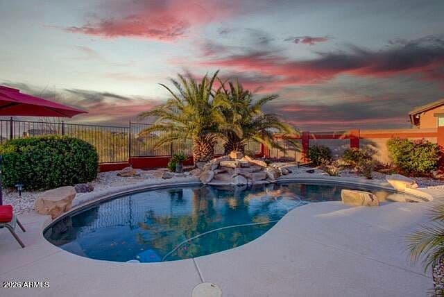 17942 W LAVENDER Lane photo 4