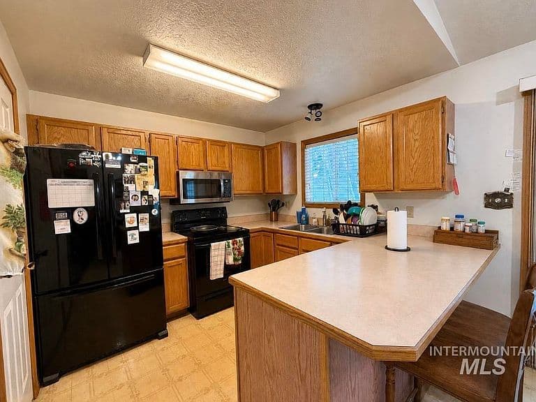 2917 Janis Way photo 4