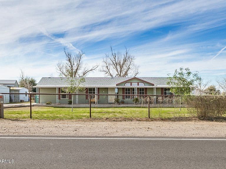 26708 S Sossaman Rd photo 4