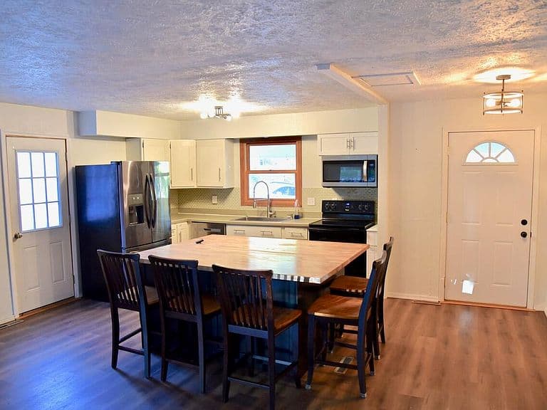 117 Bluebell Dr photo 4