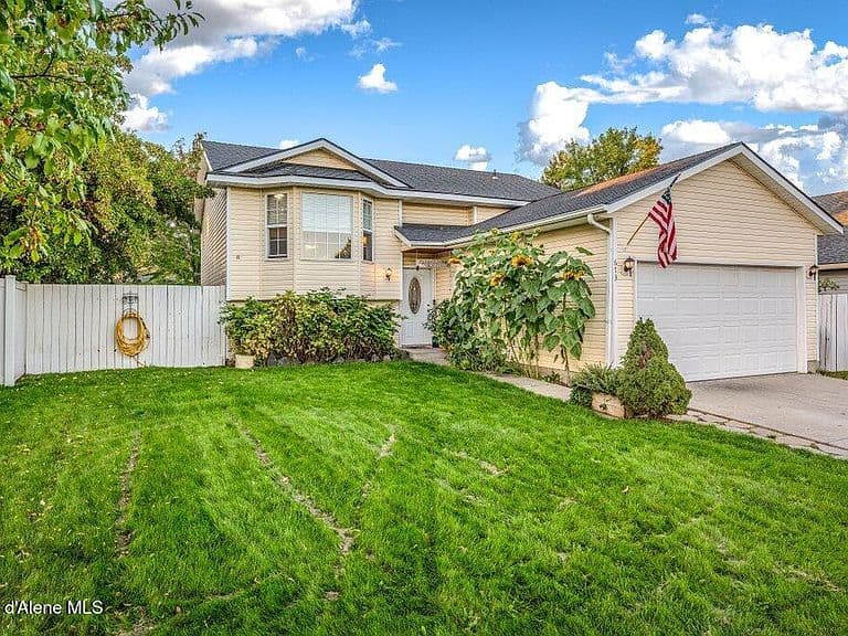673 W Combine Way photo 1