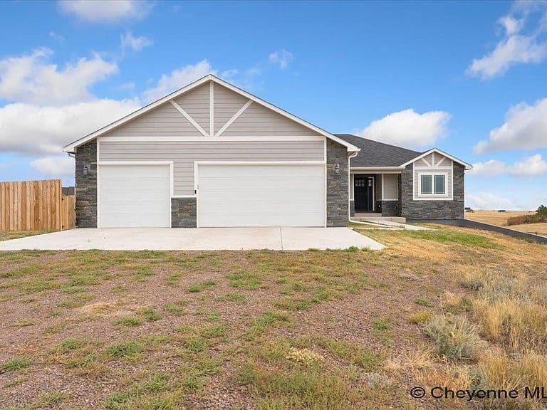 1350 Scenic Ridge Dr photo 3