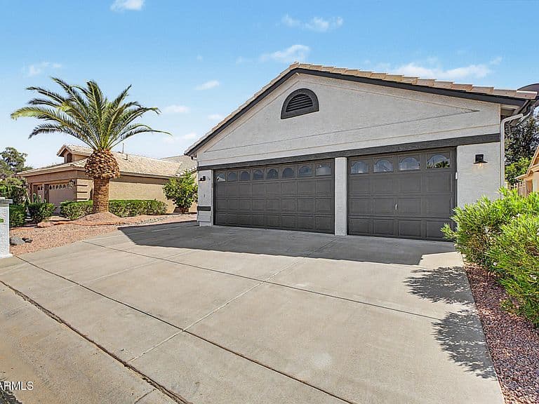 9525 E CHAMPAGNE Drive photo 4
