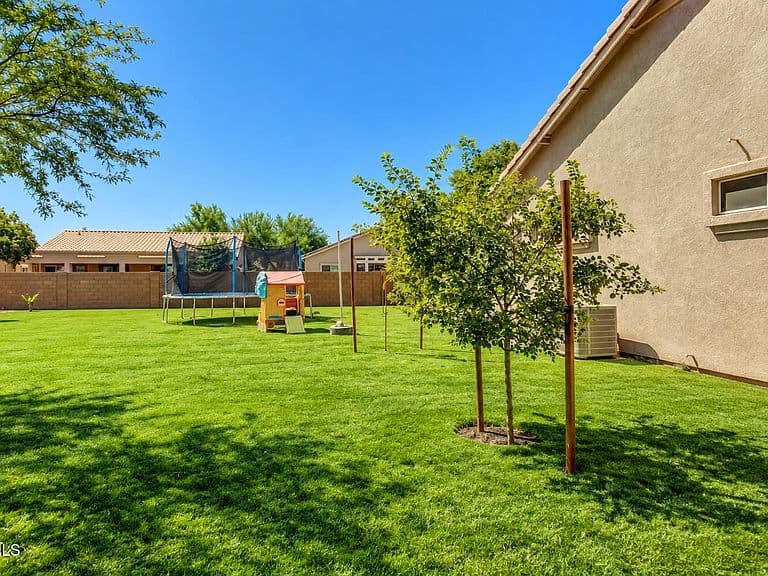 20877 E VIA DEL RANCHO -- photo 3