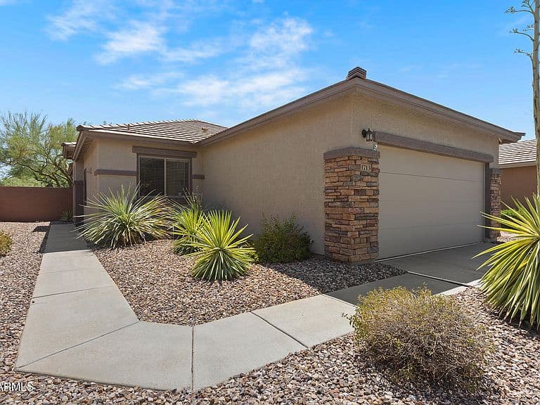1713 W MORSE Drive photo 1
