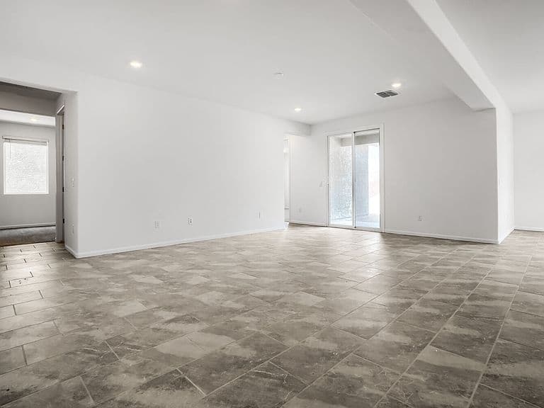 8154 S Charles Young Way photo 3