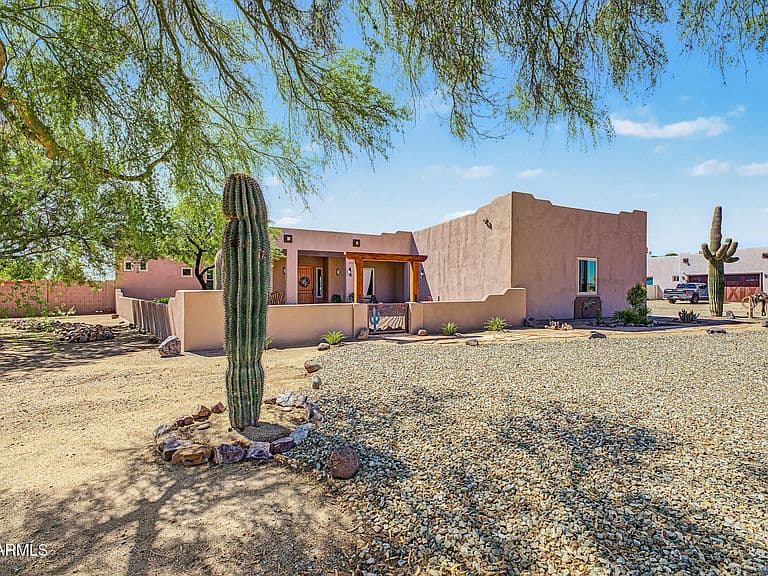 22605 W BAKER Drive photo 4
