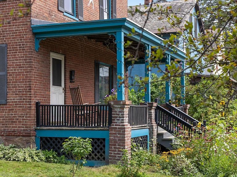 412 North Avenue photo 3