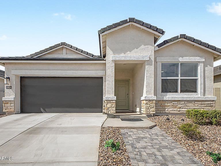 8484 W Clemente Way photo 1