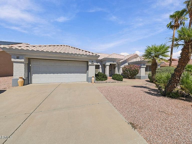 13808 W PARADA Drive photo 1