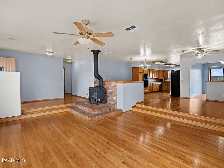 9480 E Rancho Vista Dr photo 3