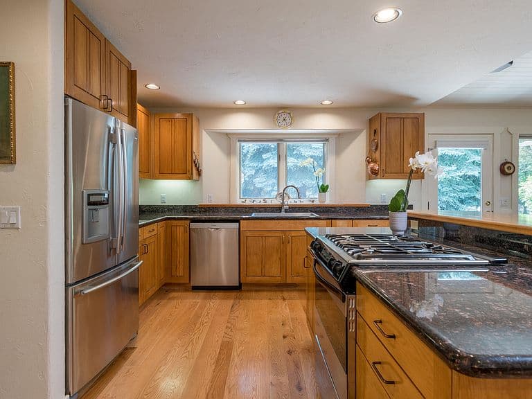 121 Aspen Hollow Rd photo 4