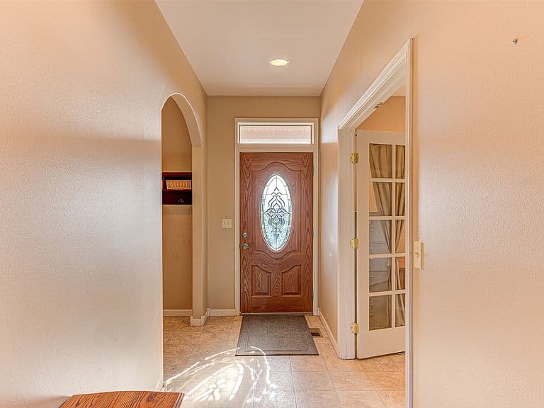 8224 Hillside Dr photo 3