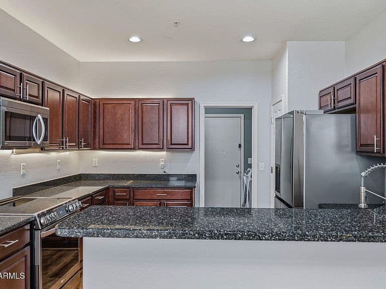 3034 E DONNER Drive photo 2