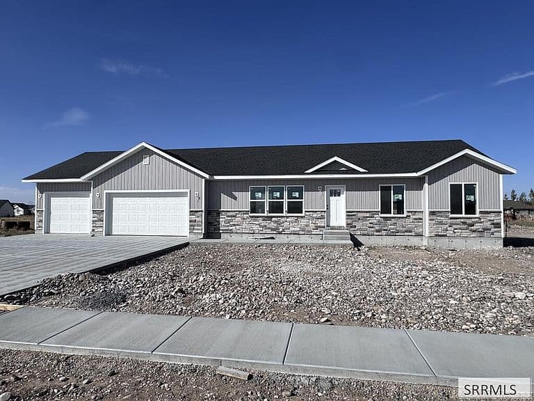 4049 E 146 N photo 4