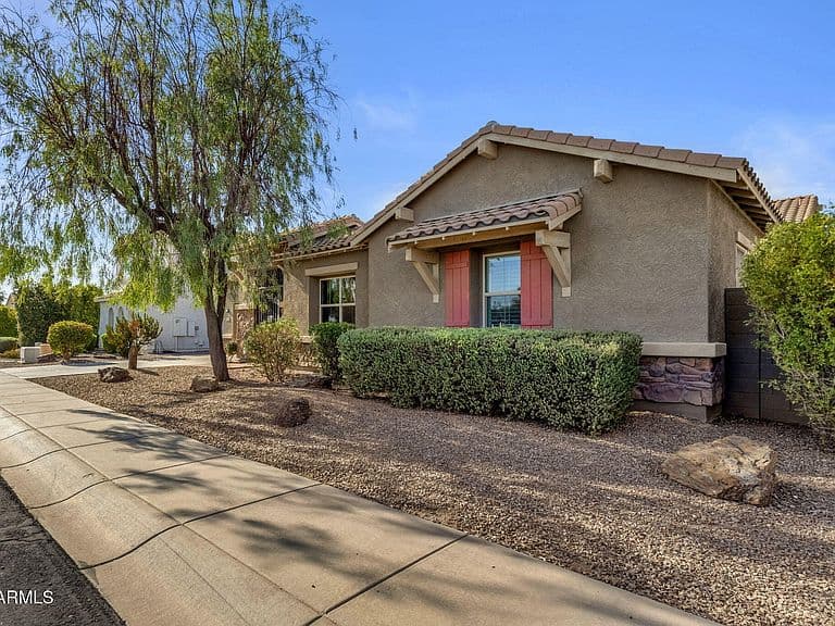 3066 E Kingbird Drive photo 1