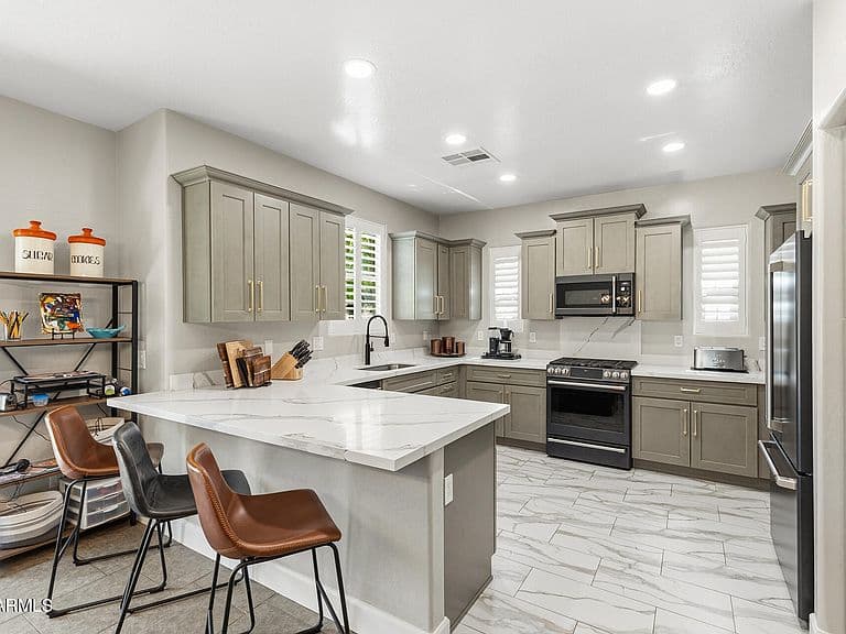 15163 W ANDORA Street photo 1