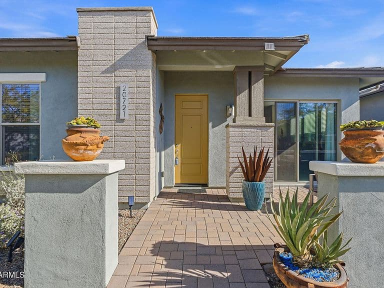 20721 W FERN Drive photo 4