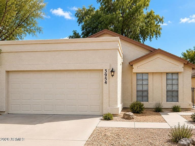 3954 W DENVER Street photo 1