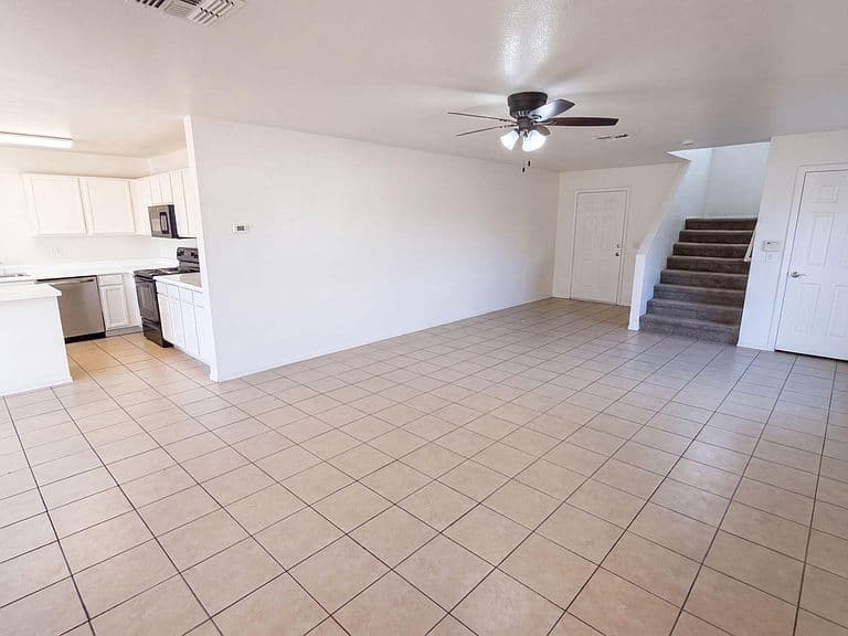 11517 W LARKSPUR Drive photo 3