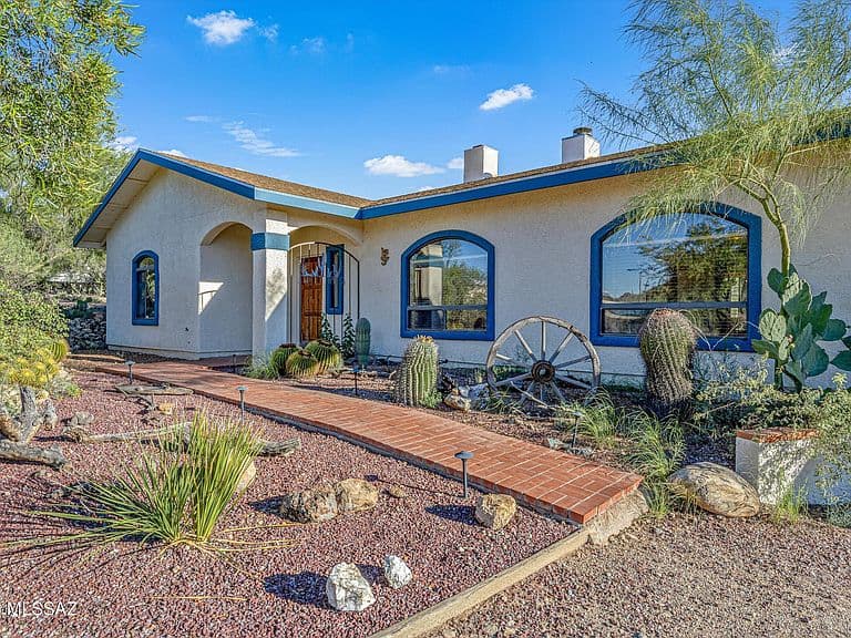 4155 W Coyote Ridge Trl photo 2