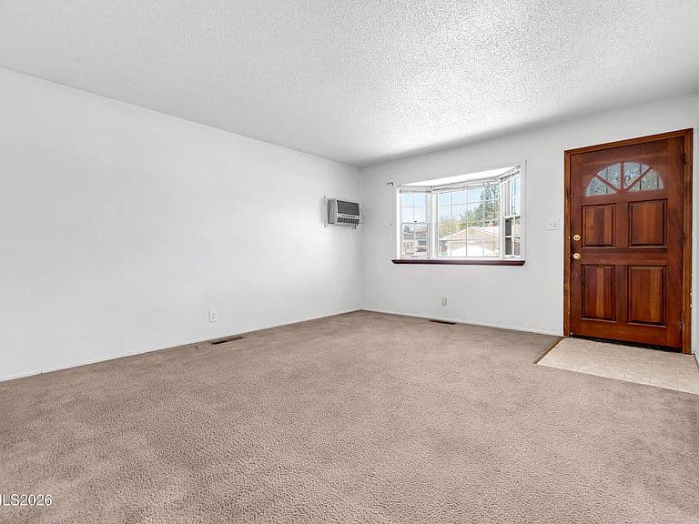 505 Gregory Way photo 5
