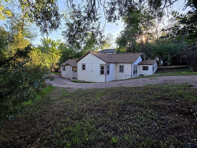 2317 Wilson Ave photo 1