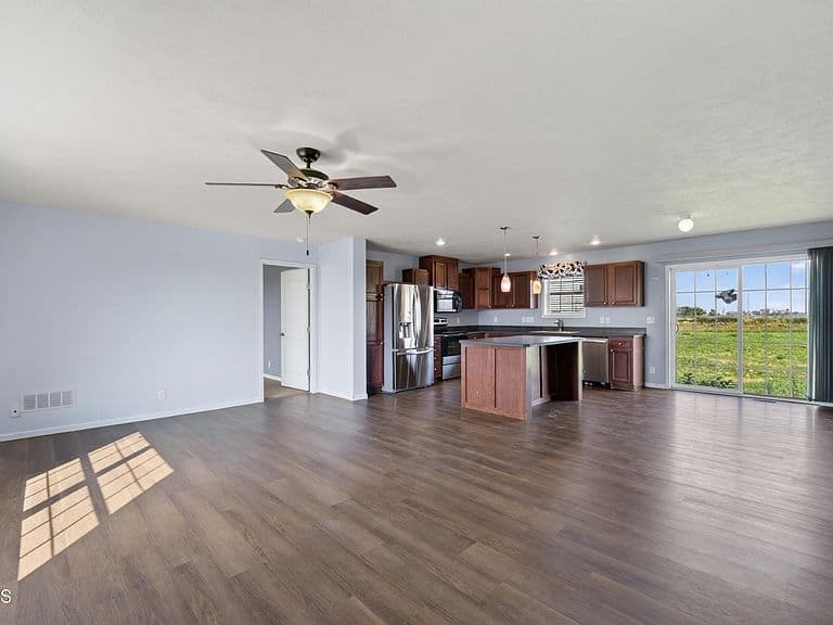 13339 Prairie Meadow St photo 5