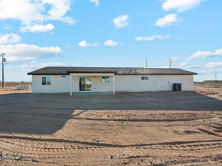 25318 S 193rd Dr photo 4