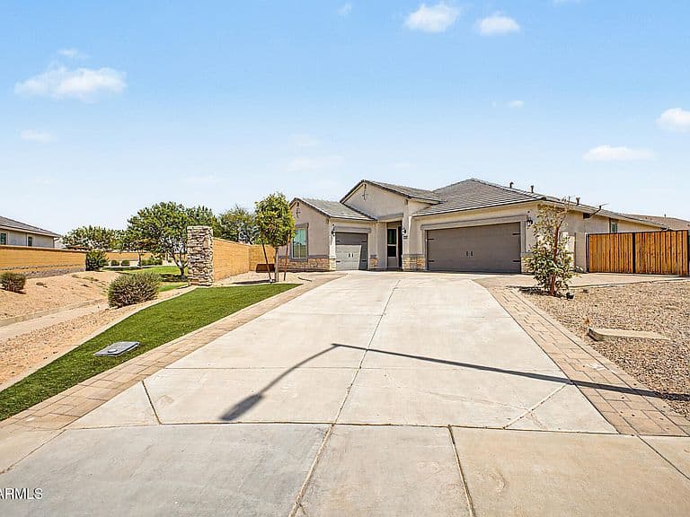 38053 W SANTA BARBARA Avenue photo 2