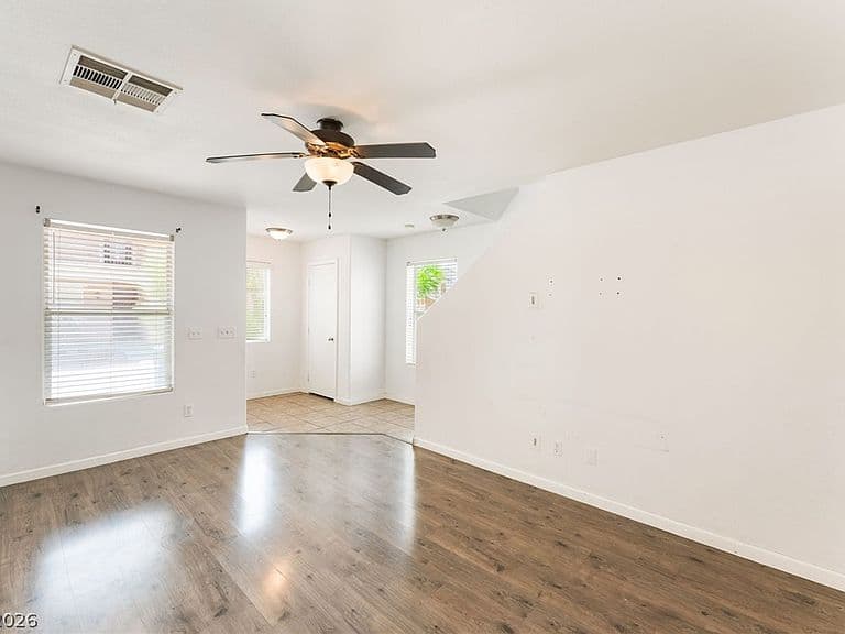 6924 Dancing Cloud Ave photo 5