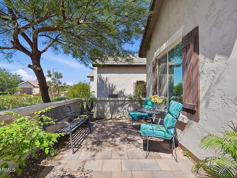6624 W Sonoma Way photo 2