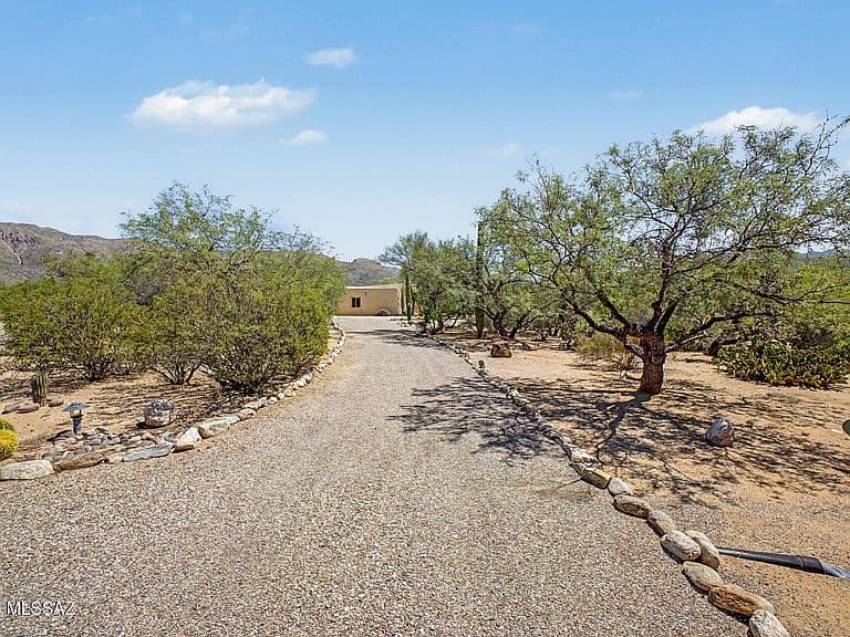 11743 E Limberlost Rd photo 1