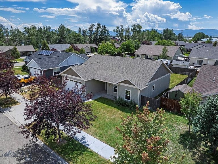 30 Ridgeline Ln photo 4