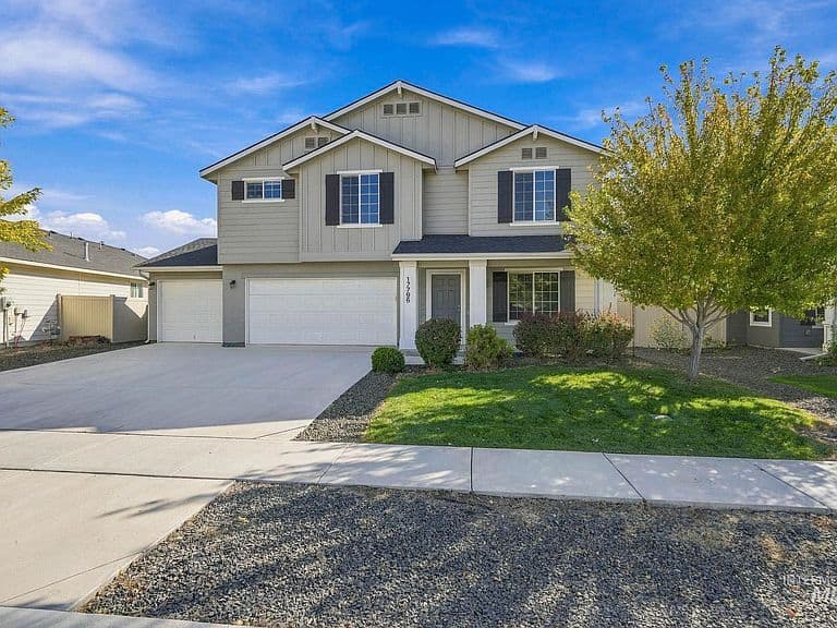 17796 E Pegram Way photo 1