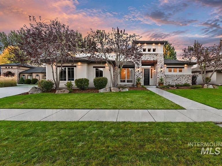 4636 W Montage Dr photo 2
