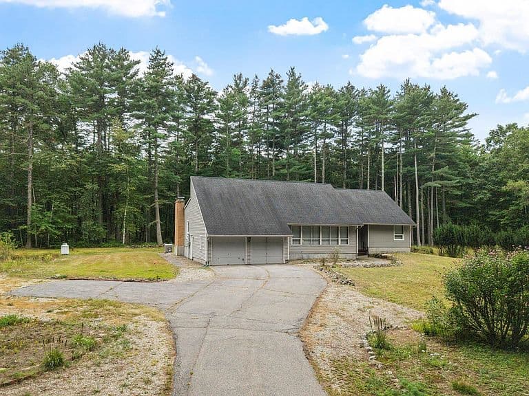 182 Farley Road photo 2