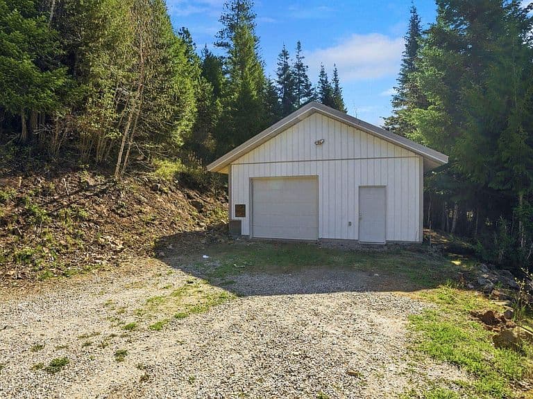 2895 Upper Pack River Rd photo 1