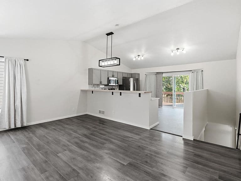 1220 Range View Cir photo 5