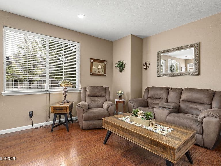 3451 Niblick Dr photo 5