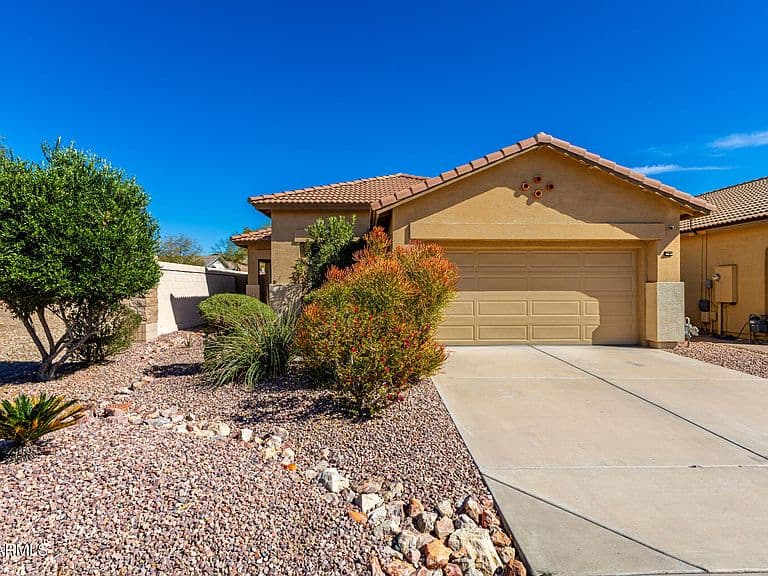 3671 N 143rd Ln photo 1