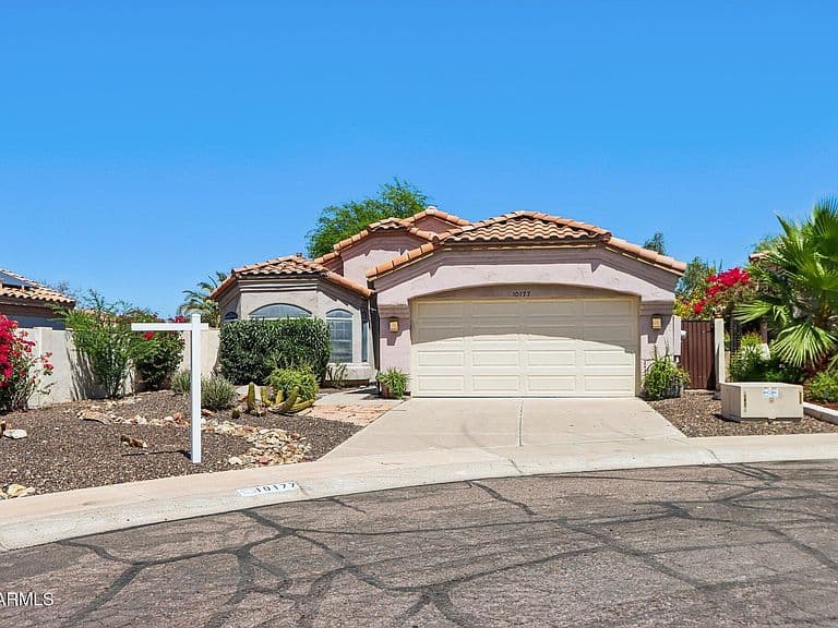 10177 S HACIENDA Drive photo 3