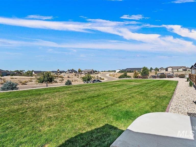 24090 Pheasant Ridge Ct photo 3