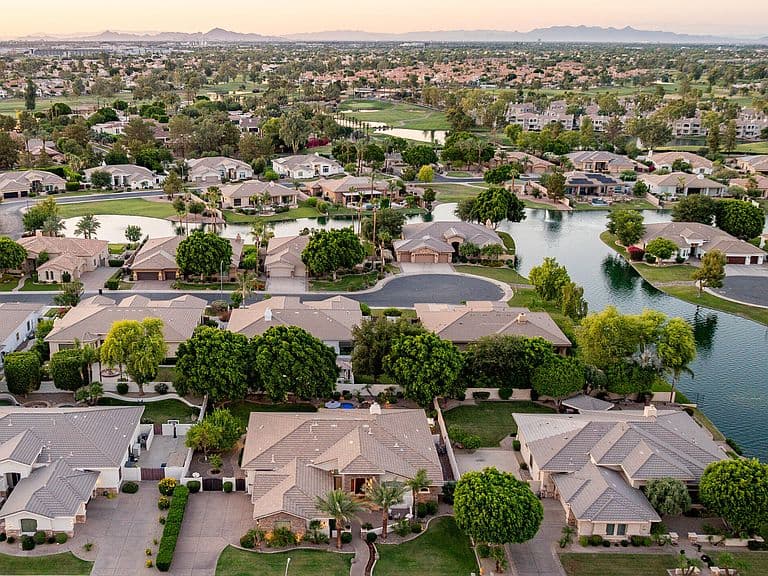 1670 W GRAND CANYON Drive photo 4