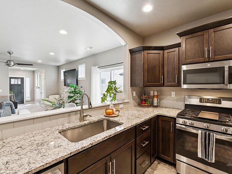 1351 W Santiago Street Block #3-lot 19 photo 5