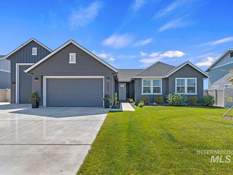 12437 W Wayfaring Dr photo 1