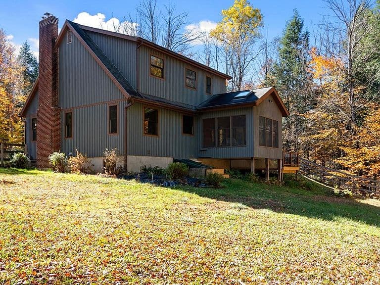 114 Robbins Mtn Extension photo 3