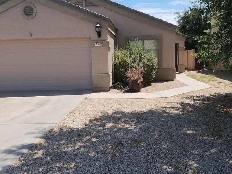 39641 N PARISI Lane N photo 1