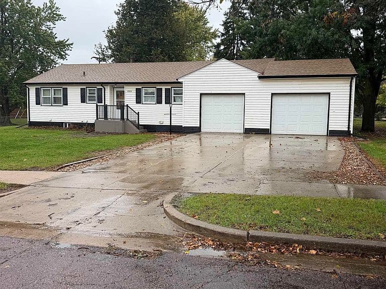 5909 W 41st St photo 1